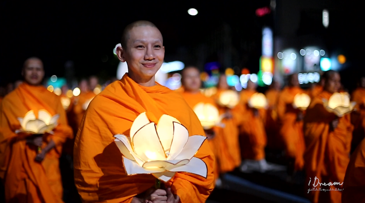 เทศกาลโคมดอกบัวฉลองวิสาขบูชาโลก วัดภาวนาโซล เกาหลีใต้ 