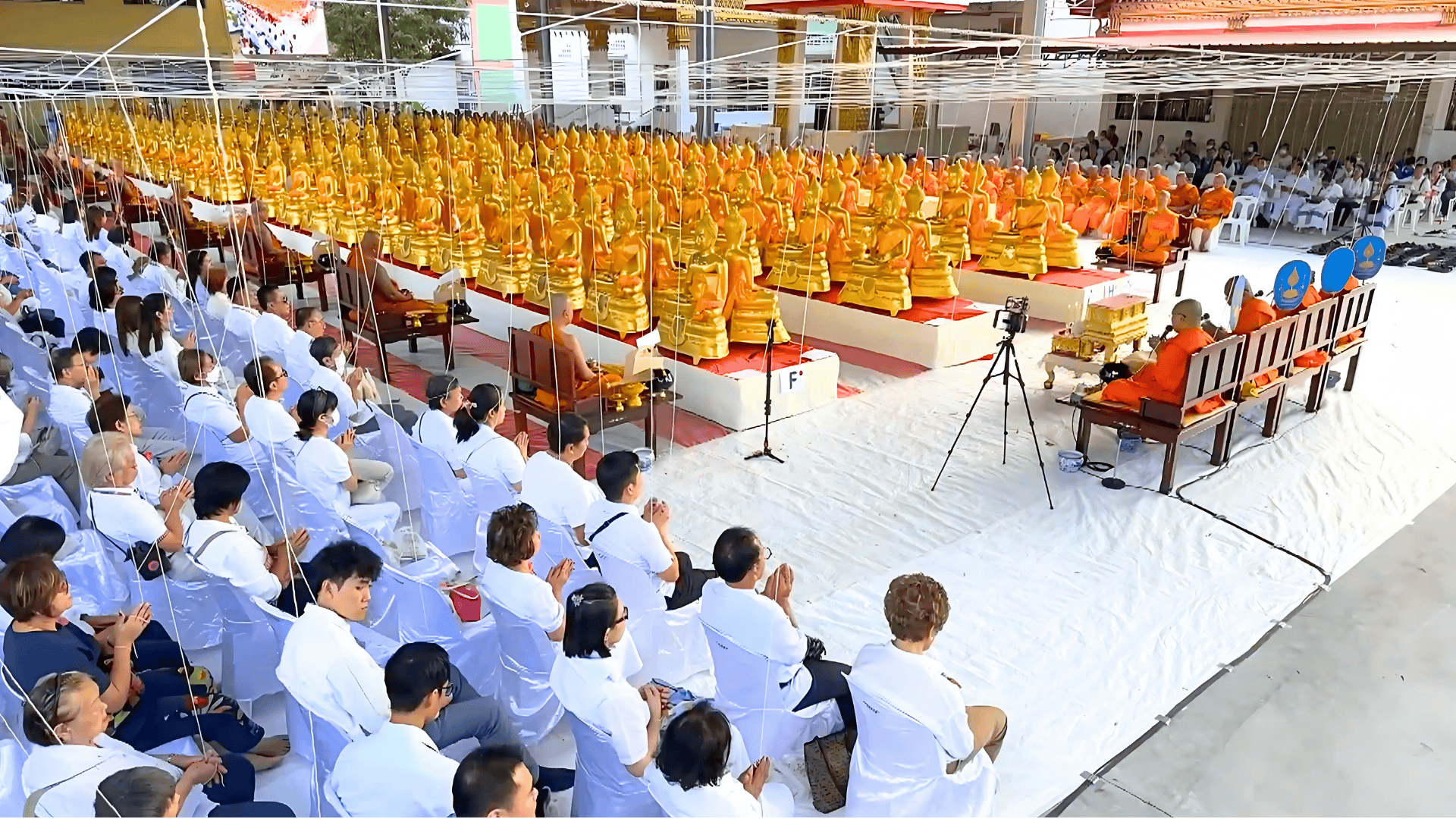 พิธีบรรจุพระบรมสารีริกธาตุ และพุทธาภิเษกองค์พระประธาน ๑๕๐ องค์