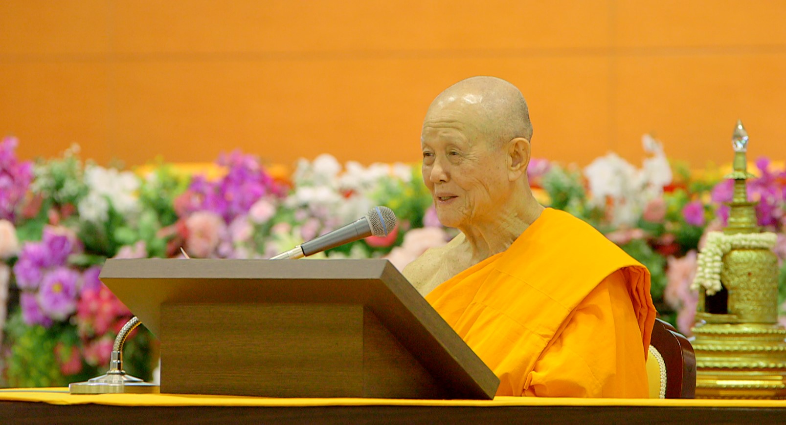 งานบุญวันอาทิตย์ ต้นเดือน