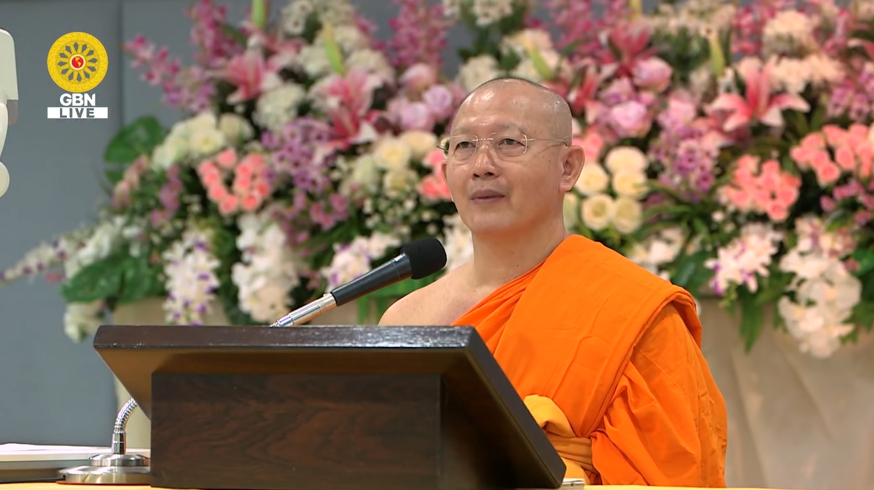 พิธีบูชาพระมหาธรรมกายเจดีย์ และมหาปูชนียาจารย์