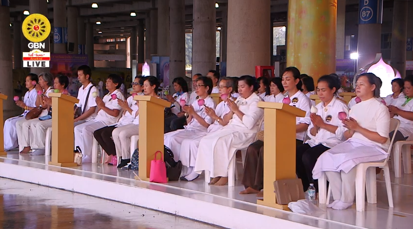 พิธีบูชาพระมหาธรรมกายเจดีย์ และมหาปูชนียาจารย์